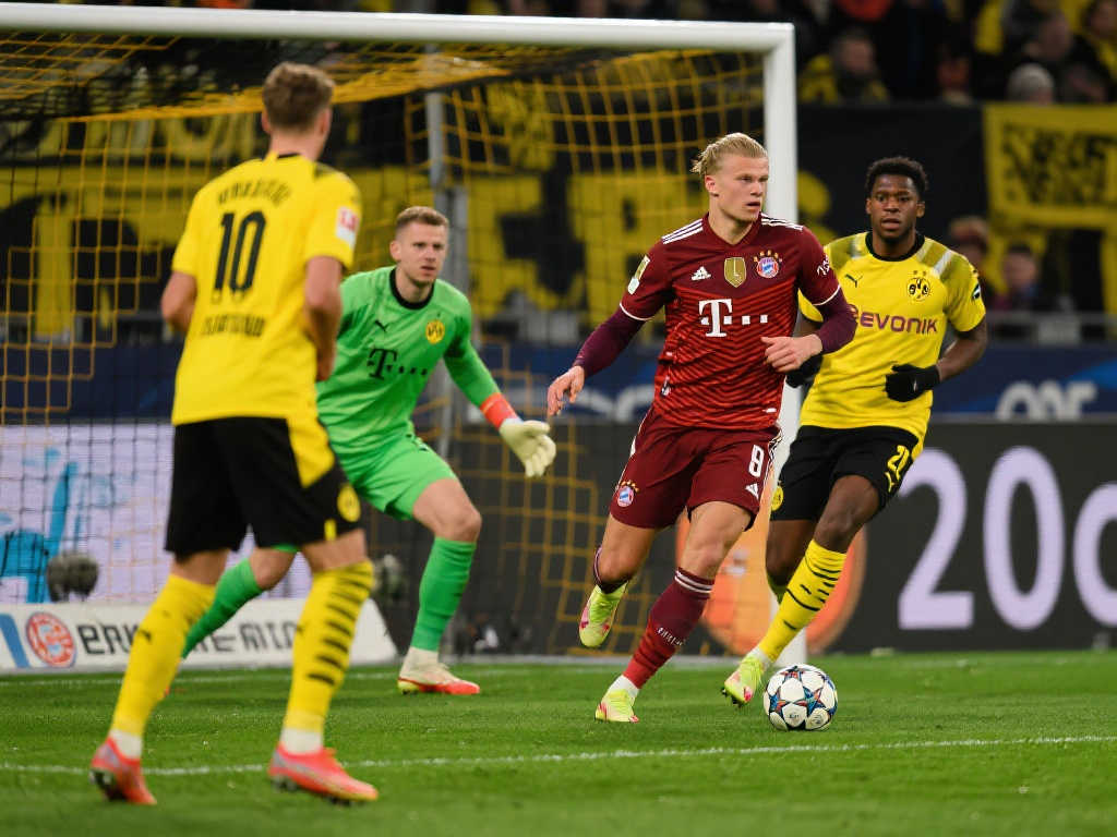 充满了对他 充满了对他